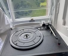 vinyl player