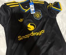 Man United third kit black 25/26