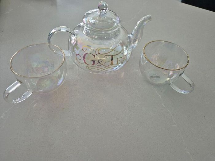 Tea set Gin & T cocktails