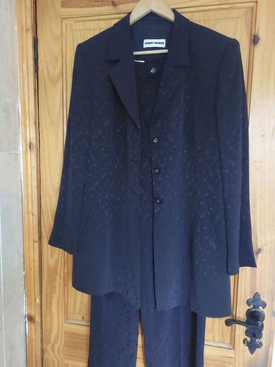 Vintage Gerry Weber ladies trouser suit (free post)