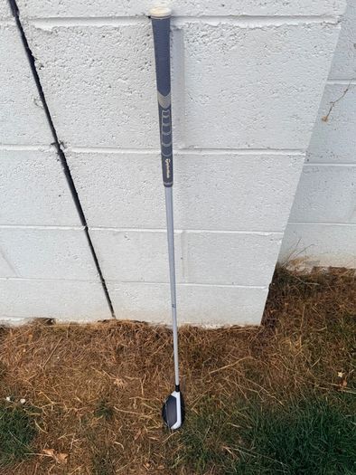 Taylormade ladies SIM2 Max 5 rescue golf club