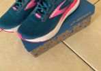 Brooks runners size 7.5