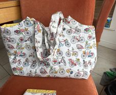 Handmade High-Quality Tote Bag with Matching Pouch NEW