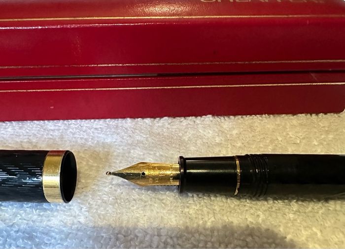 Sheaffer 'No Nonsense' Old Timer Flat Top Fountain Pen in Black Herringbone