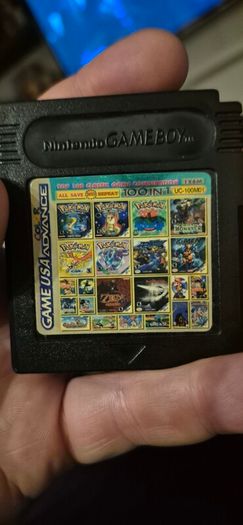 gameboy pokemon/zelda/Mario n more  multicart 100 in 1