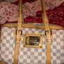 Louis Vuitton Berkeley Bag Image 4