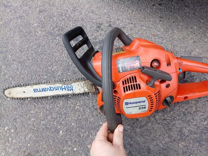 chainsaw