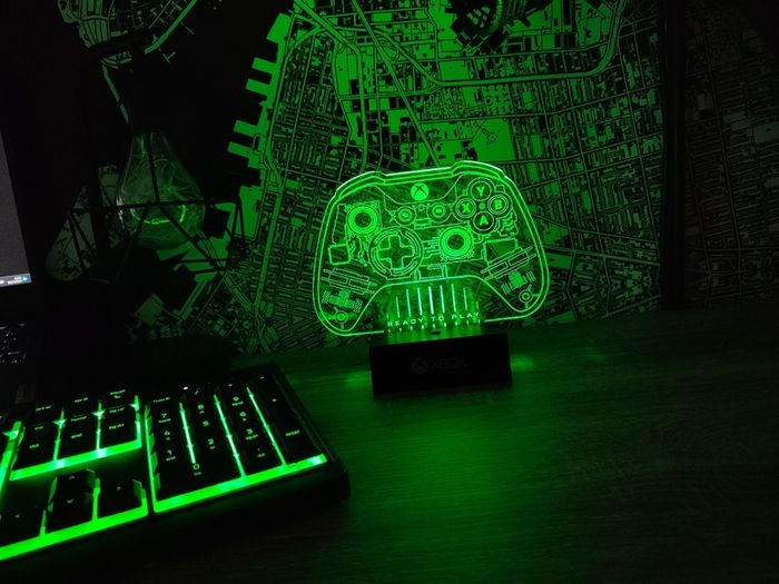 XBOX Acrylic Controller LED Neon Light ! XBOX Official Gear ! Brand New in Box !