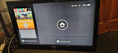 Samsung 40" TV (Damaged)