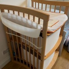 Stokke changing table