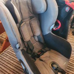 Maxi Cosi Axiss Car seat