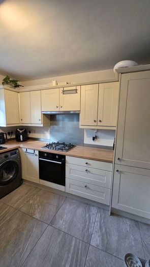 Kitchen and appliances