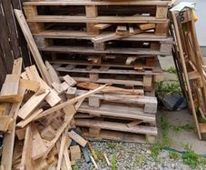 Free Wooden Pallets