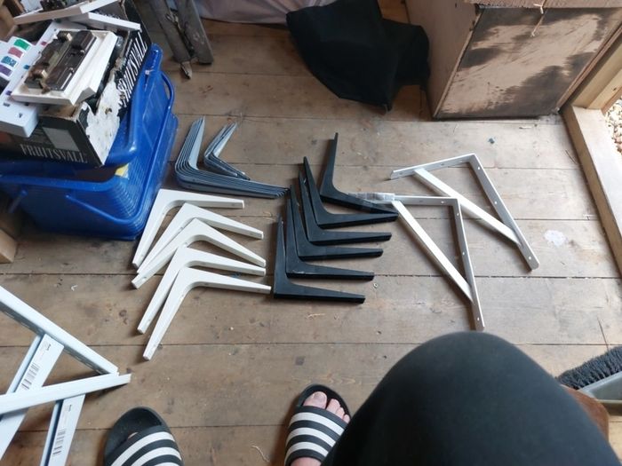 shelf brackets