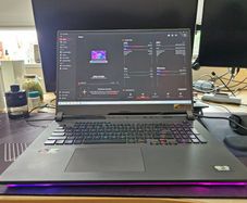 Asus ROG Strix G17 G713Q RTX 3070 Gaming Laptop