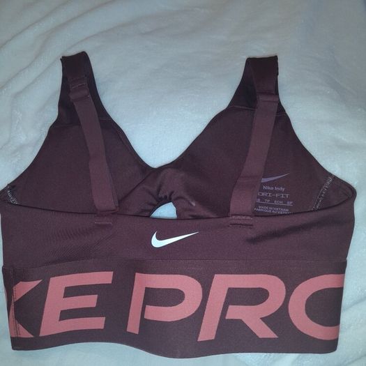 Nike pro sports bra