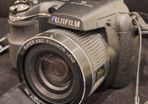 FujiFilm FinePix S3400 14MP Digital Camera