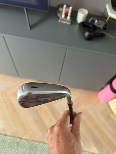 Titleist U505 4 iron