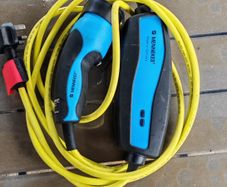 MENNEKES Volvo XC60 T8 Plug in Hybrid Charging Cable   3 Pin