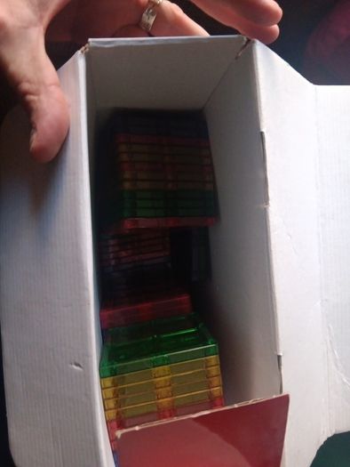 Magnetic Tiles