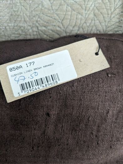 3 Linen AU MAISON Cushions.