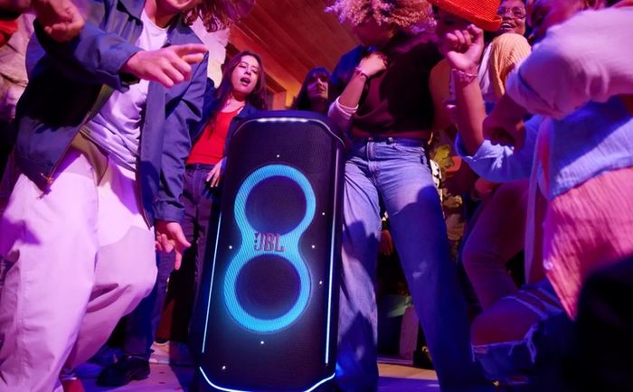 JBL PartyBox Ultimate Bluetooth Speaker