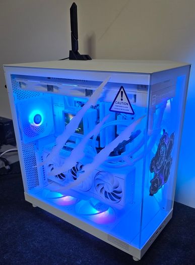 TeddyBear i7 Ultra RTX 5070 White Gaming PC