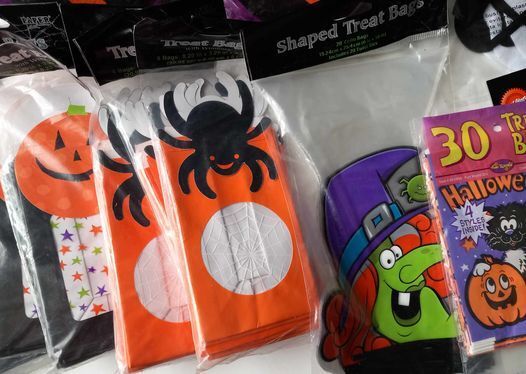 Halloween Party Job Lot, Banners, Treat Bags, etc.