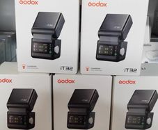 Brand New Godox iT32 TTL Flash - Compact & Lightweight