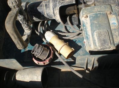 Makita HM1202C Hammer