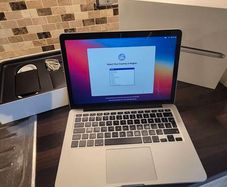 Apple MacBook Pro 13" (late 2013) excellent condition, very well looked after