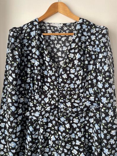 Floral print ladies dress size 16 New without tags