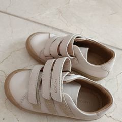 Brand NEW Lasocki, 100% leather Kids Trainers Shoes UK10 EU28