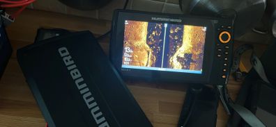 Hummingbird helix 9 x MSI+ gps g3n fish finder
