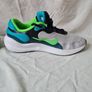 2024 nike revolution size 5.5 eu 38.5 grey/green in excellent condition Image 7