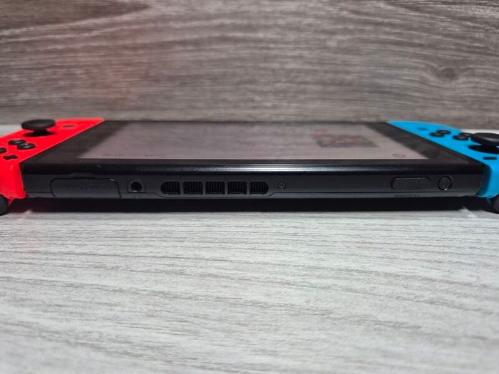 Nintendo Switch V2 32GB Handheld Console With Mix Joy-Cons - Excellent Condition