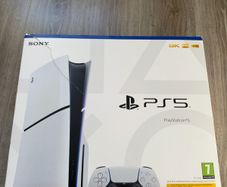 PS5 Slim Disc Edition