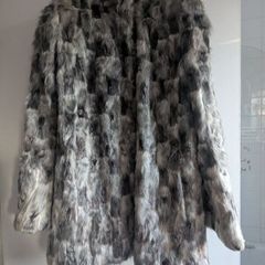 Mid real fur silver coat