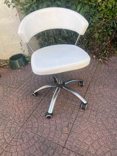 Calligaris Italian leather chairs