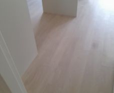 Floor/floor fitter