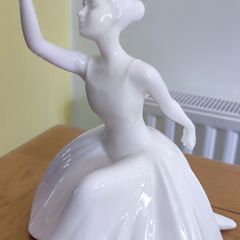 Royal Doulton Ballerina Figurine Images The Dance Ballet Dancer HN 4025