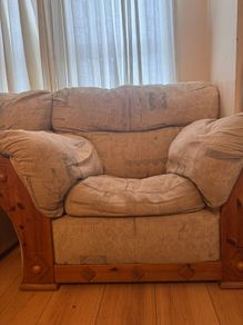 FREE Sofa Set in Waterford