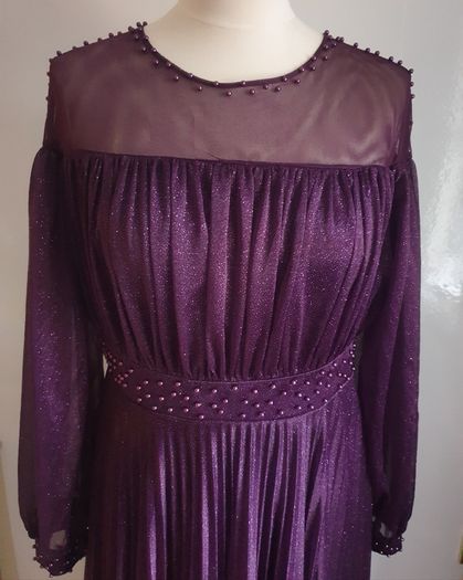 Lorensa Evening Dress Full Length Ball Gown Long Sleeves Lined Purple Size UK8-10 CAN POST