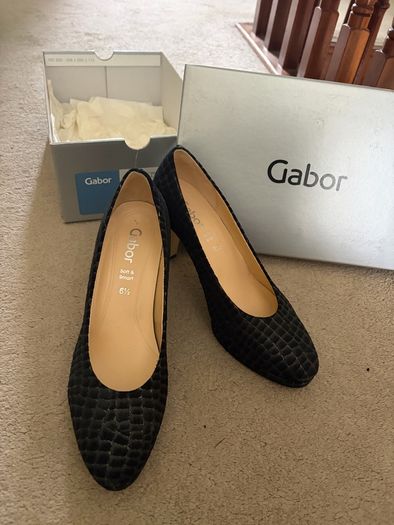 Gabor high heel shoe