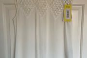 Karen Millen lacy top size 8 new with tags
