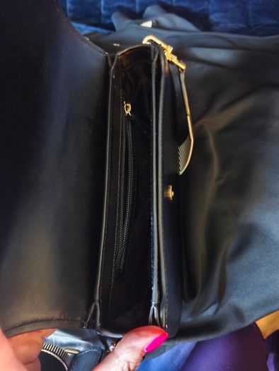 black leather Mila shoulder bag