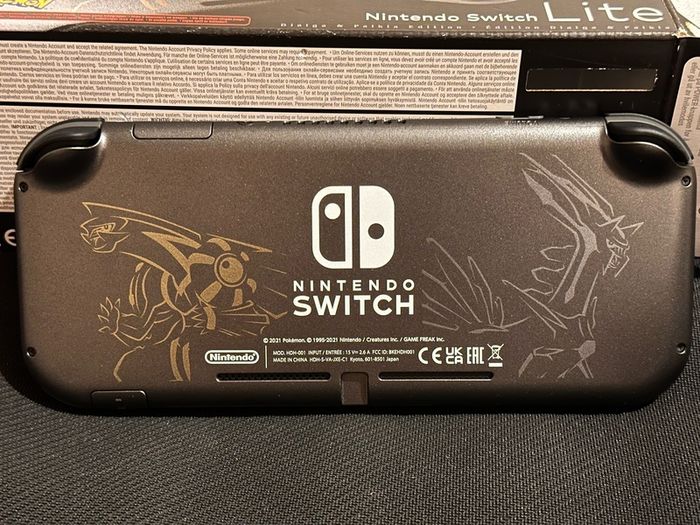 Switch lite pokemon + game