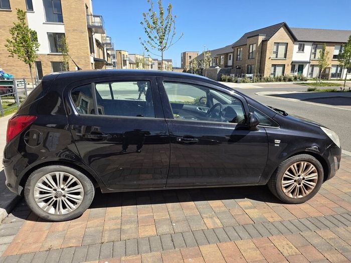 Opel Corsa 2011 1.2 Open To Negotiate