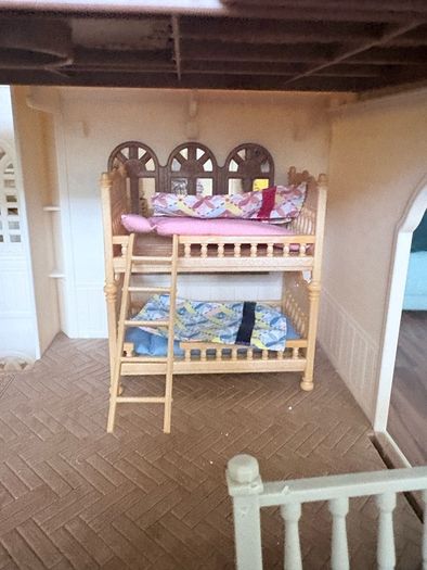 Sylvanian Families Bundle (2 houses + more)