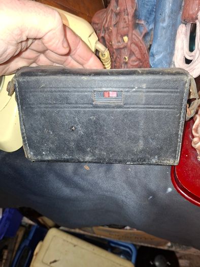 Antique valve radio's PRICE IS FOR 1 ONLY